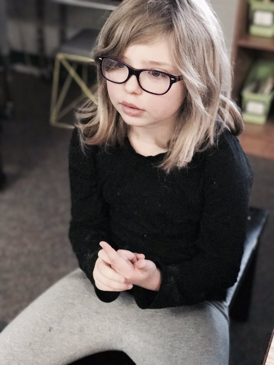 Read and retell.  Five finger retells help us practice after we've read our decodable texts.  <a href="/LakewoodEl/">Lakewood Elementary</a>