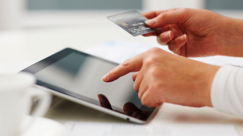 UpclickCanada's tweet photo. #Upclick partnering w #CrowdReviews on Common Misconceptions about Online Credit Card Processing -> https://t.co/qJfEVCvy27 https://t.co/AXrC3kcXFl