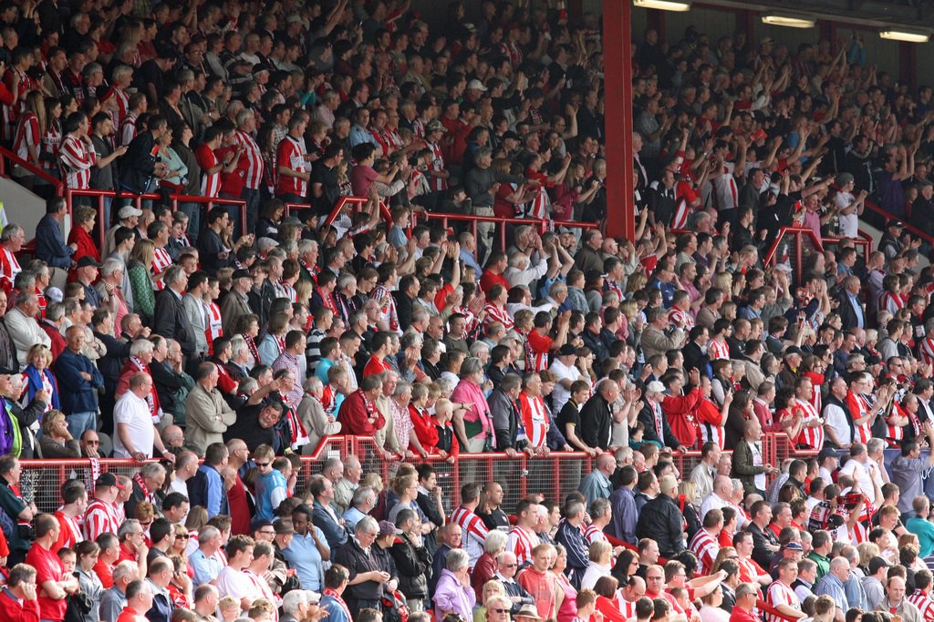 888sport's tweet photo. We need a Fan888 for @BrentfordFC v Brighton - you'll get a signed shirt, stadium tour, match tickets and more - RT &amp; FOLLOW to enter! https://t.co/4oEjUipGAm