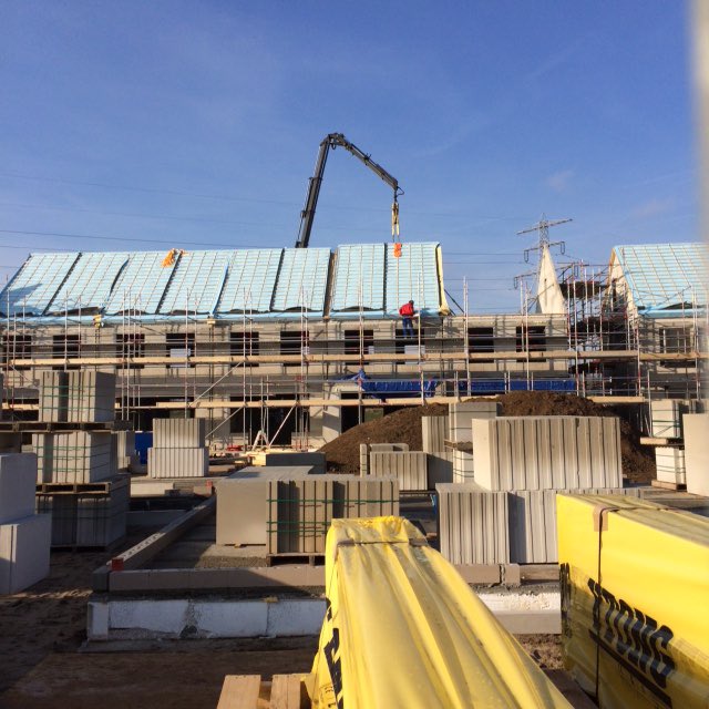 <a href="/RKB_Nijmegen/">Raab Karcher</a> <a href="/RKB_Prefab/">RKB_Prefab</a> <a href="/VogelzangPrefab/">Vogelzang Dakelement</a> <a href="/WellingBouw/">Welling</a> Super samenwerking, strak werk, hierna geen last meer van het weer