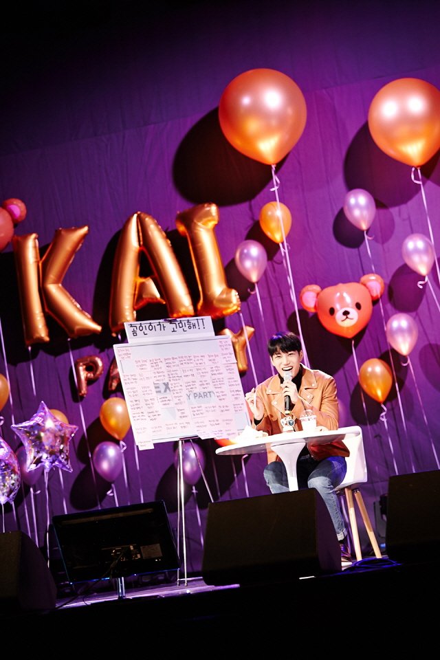 kaipics's tweet photo. HOW CUTE😭😭😭😭 https://t.co/1ZkfQf1AAy