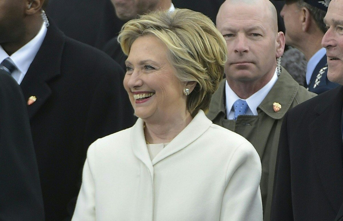 Hillary Clinton will speak at the 2017 commencement of Wellesley College, her alma mater bos.gl/mXRMxnl