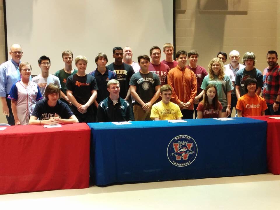 FIRSTSigningDay's tweet photo. Some photos from #FSD16! #STEMkidsgopro too! It's not too early to start planning for #FSD17- check out the CD post: https://t.co/vSsH9osT13 https://t.co/Tlgu7W24mZ