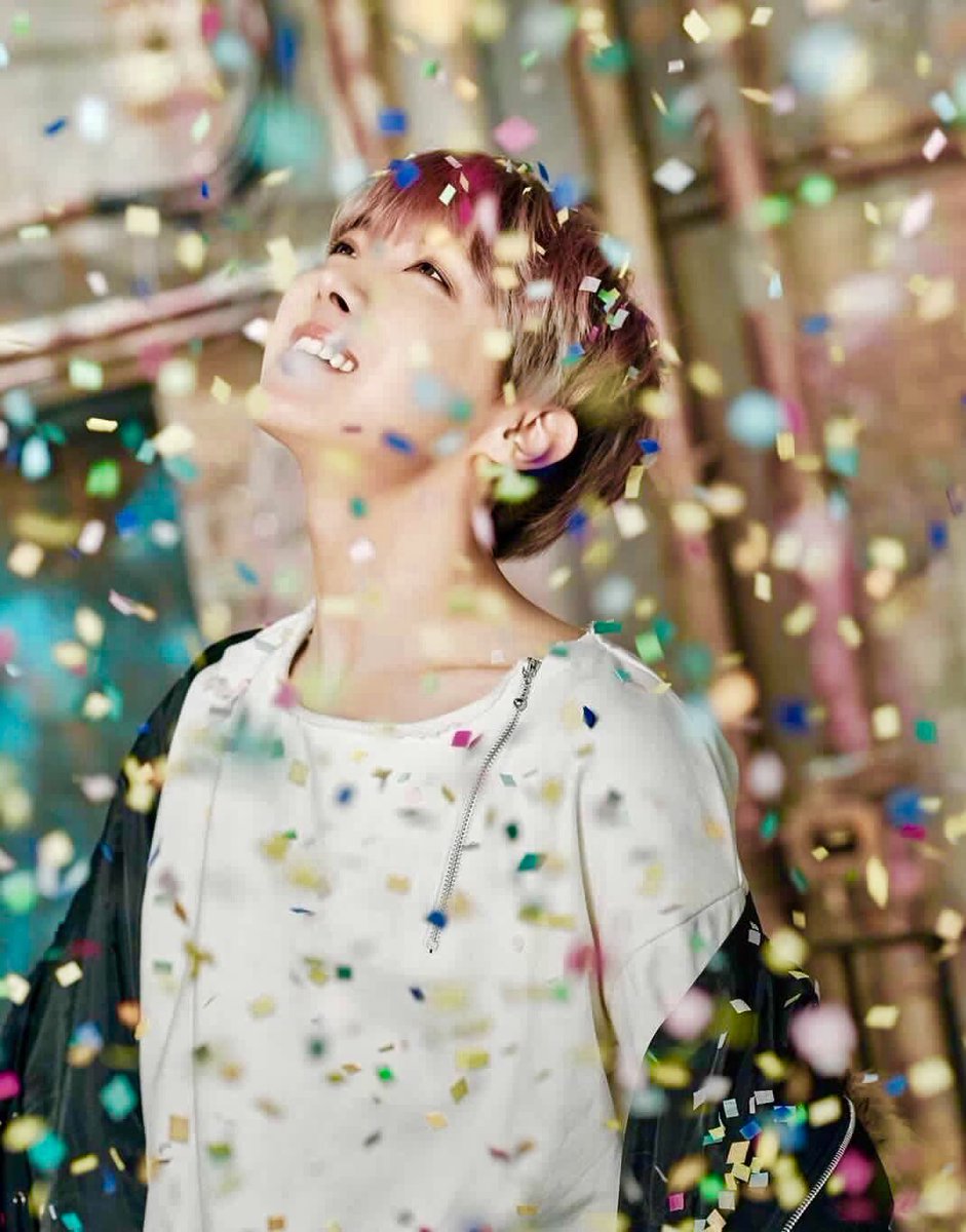 aestheticjhope's tweet photo. #방탄소년단 #제이홉 #홉이 #정호석 #YOU_NEVER_WALK_ALONE https://t.co/ZtIDpAlxSV