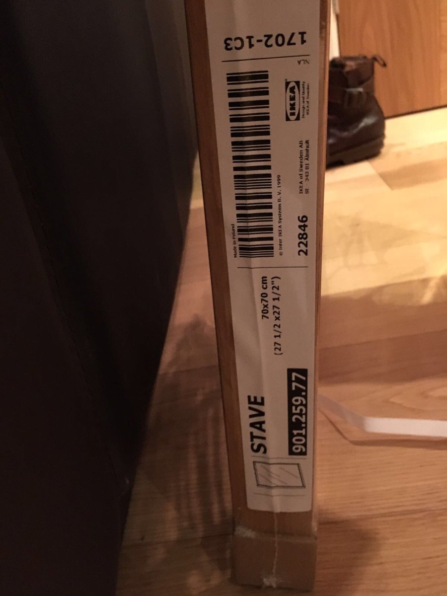 ellynerdie's tweet photo. @IKEAUKSupport got this delivered yesterday IN THIS CONDITION. How do I go about requesting a refund or a new item? https://t.co/15C4Em7Q3g