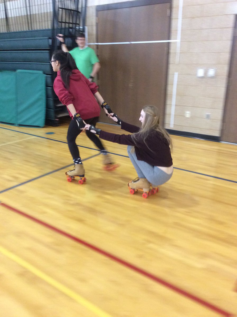 FloranceCandice's tweet photo. Shopping carts, indo's, heely's, shoot the duck, wagon tricks and more in our Washburne KW classes! #cwpride36 https://t.co/8d9rHsyeAj