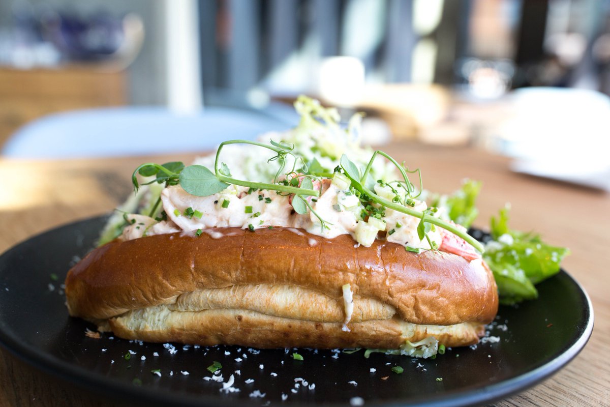 Halifax_Hoboken's tweet image. Stop, Drop, and Lobster Roll 🚨 #Halifax #Hoboken