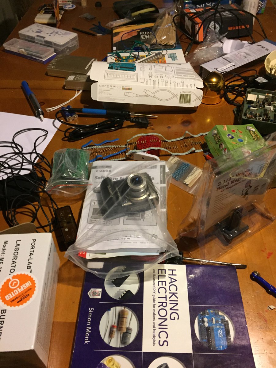 Ignis_Mentis's tweet photo. My secret Alchemical Laboratory. #dda32 @netnarr #NetNarr https://t.co/toKyK0uf9V