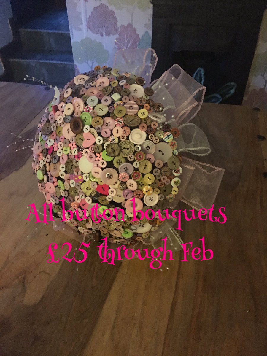 makingmemevents's tweet photo. February offer #bridal #bouquets #weddinghour #weddingWednesday https://t.co/05whfhMDIj