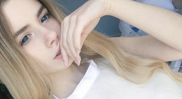 Allison Wedell.

Ficha: twitlonger.com/show/n_1spj7an

[FC: Joanna Kuchta]

@alliewedell