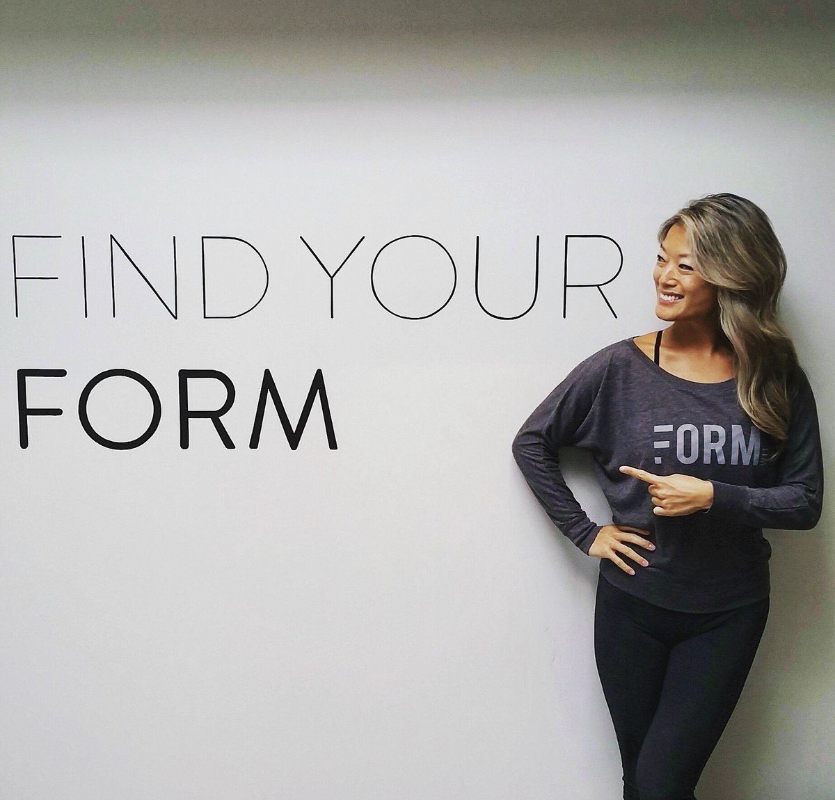 yogagise's tweet photo. Finding my form at @FormStudiosLDN 💪💕💪 #formstudiosldn #formstudios #nottinghill #yogagise #fitlondon https://t.co/2DK4isRE6o