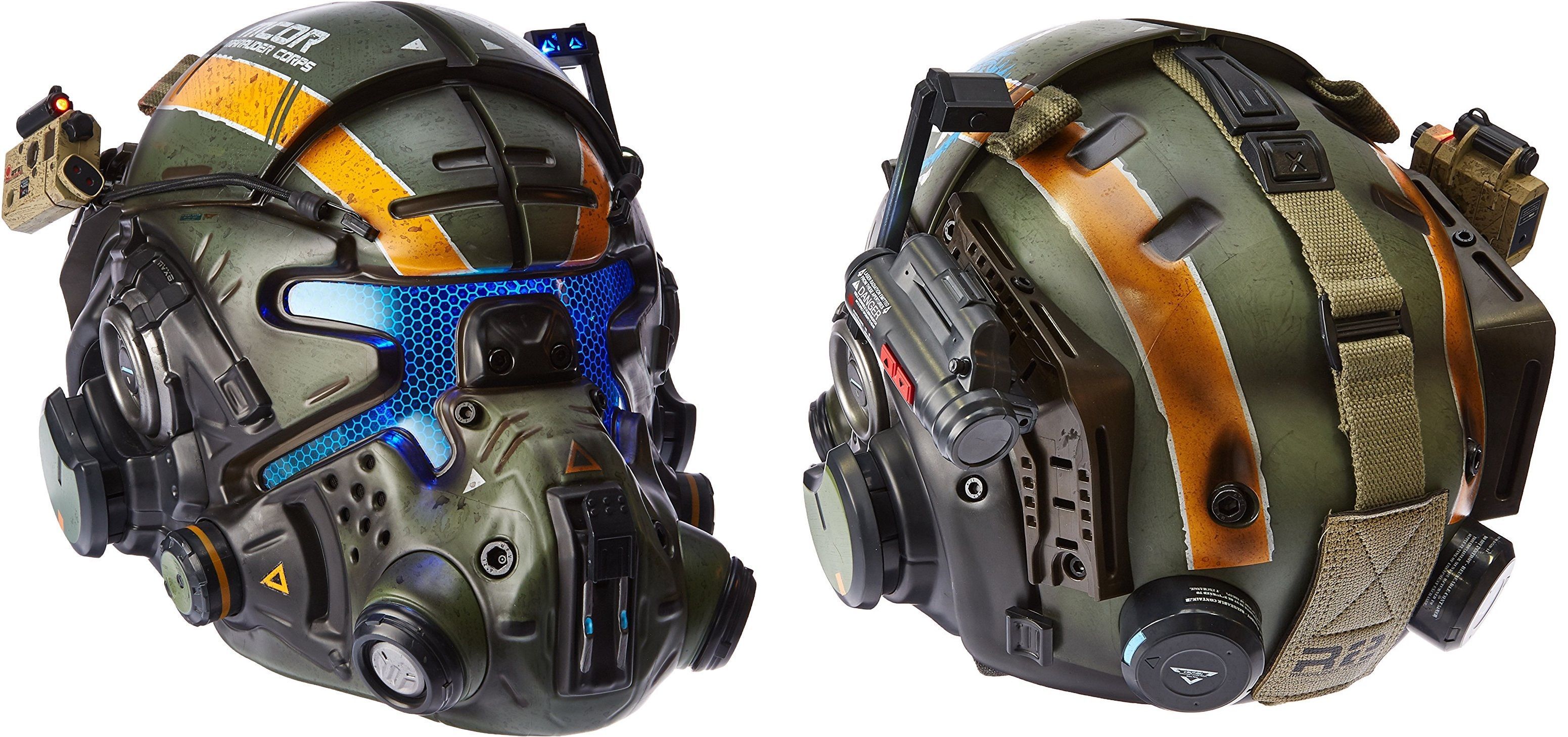 Шлем кроссовый ls2 mx470. Два шлема. Titanfall 2 шлемы пилотов. Шлем пилота титанфалл 2. Мотошлем с огнем.