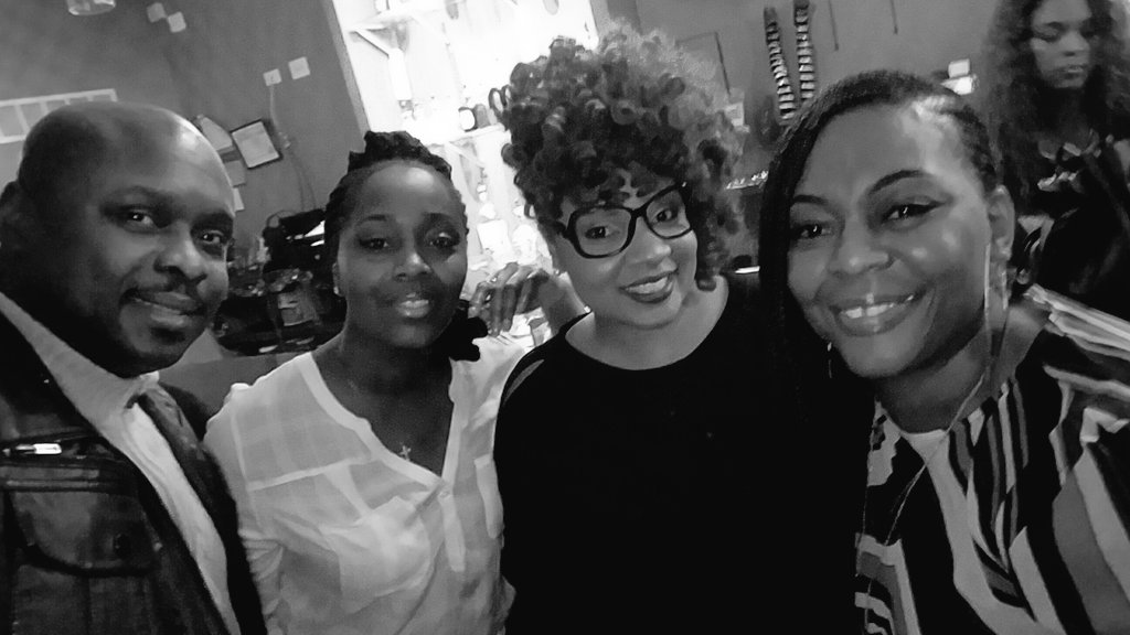darrick913's tweet photo. #chitowncomics #comedygrind #makeyourselfavailableforlife #followyourdreams #comedyisbae https://t.co/MAefq4cLej