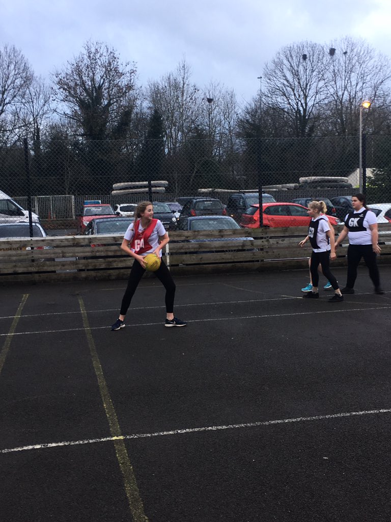 MCSPE1's tweet photo. Year 9 Netball 16-5 win v St Jullians #MCSNETBALL #2moves https://t.co/W5PWwXaNK7