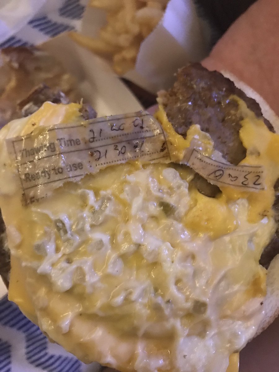 MatteoMeacci's tweet photo. Thank you @McDonalds_ID for letting me know the thawing time for your burger. This label was found on my patty tonight. @McDonalds https://t.co/66FNcc2p9Y