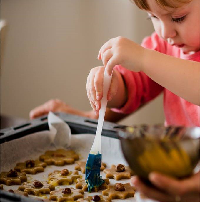 OsterCanada's tweet photo. Did you know February is #BakeForFamilyFun month? Try this recipe for Chocolate Waffle Cookies! #WednesdayWisdom https://t.co/c294xzF9ms https://t.co/m7ttBbFIKt