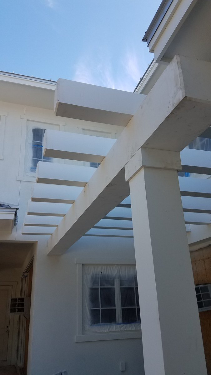 FinylSales's tweet photo. Custom Azek  pergola for @ Davidson Custom Homes in Naples,FL. Fabricated by @ Finyl Sales Inc! Architect is @ MHK https://t.co/Ek54btGATA