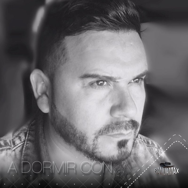 TvBandamax's tweet photo. Hoy te vamos a mandar a #ADormirCon @ClaudioAlcaraz 12:30am por @TvBandamax #DulcesSueños 😈😈 https://t.co/LUJ38w3Jun