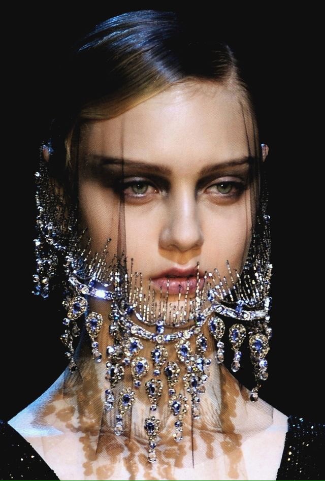 lecityhoe's tweet photo. Armani Privé couture fw12 https://t.co/f9THOhkgeC