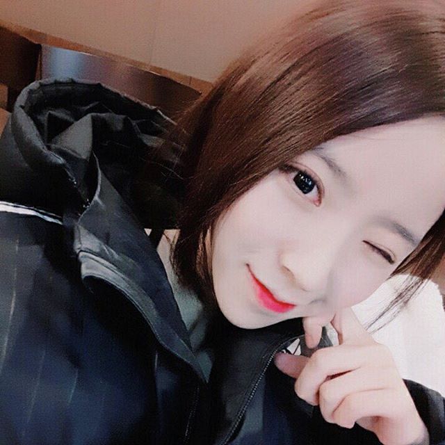 SEEART_PH's tweet photo. [IG] 170201 seeart_official posted a photo of SEEART SeEun
LINK: https://t.co/Z3mURsZvZA 
 
#SEEART #SeEun #씨잇 #세은 https://t.co/ykiGYVUtaJ