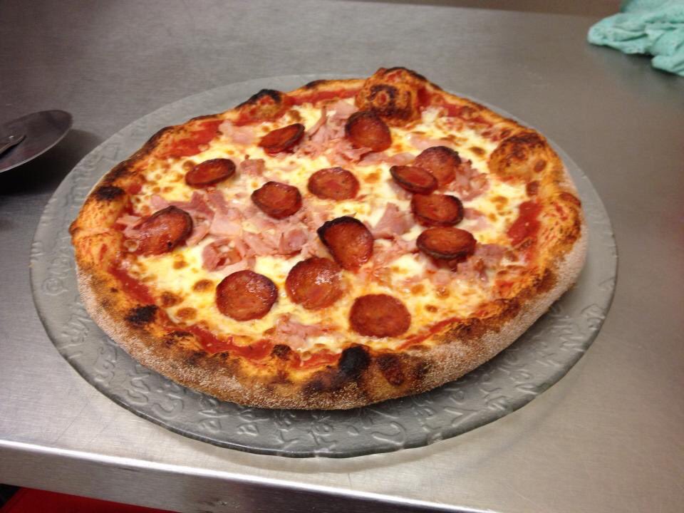 gill33uk's tweet photo. @gill33uk @VillagePizzas @WitteringWi @stibbycafe best pizza ever https://t.co/WdjWeZWBRd