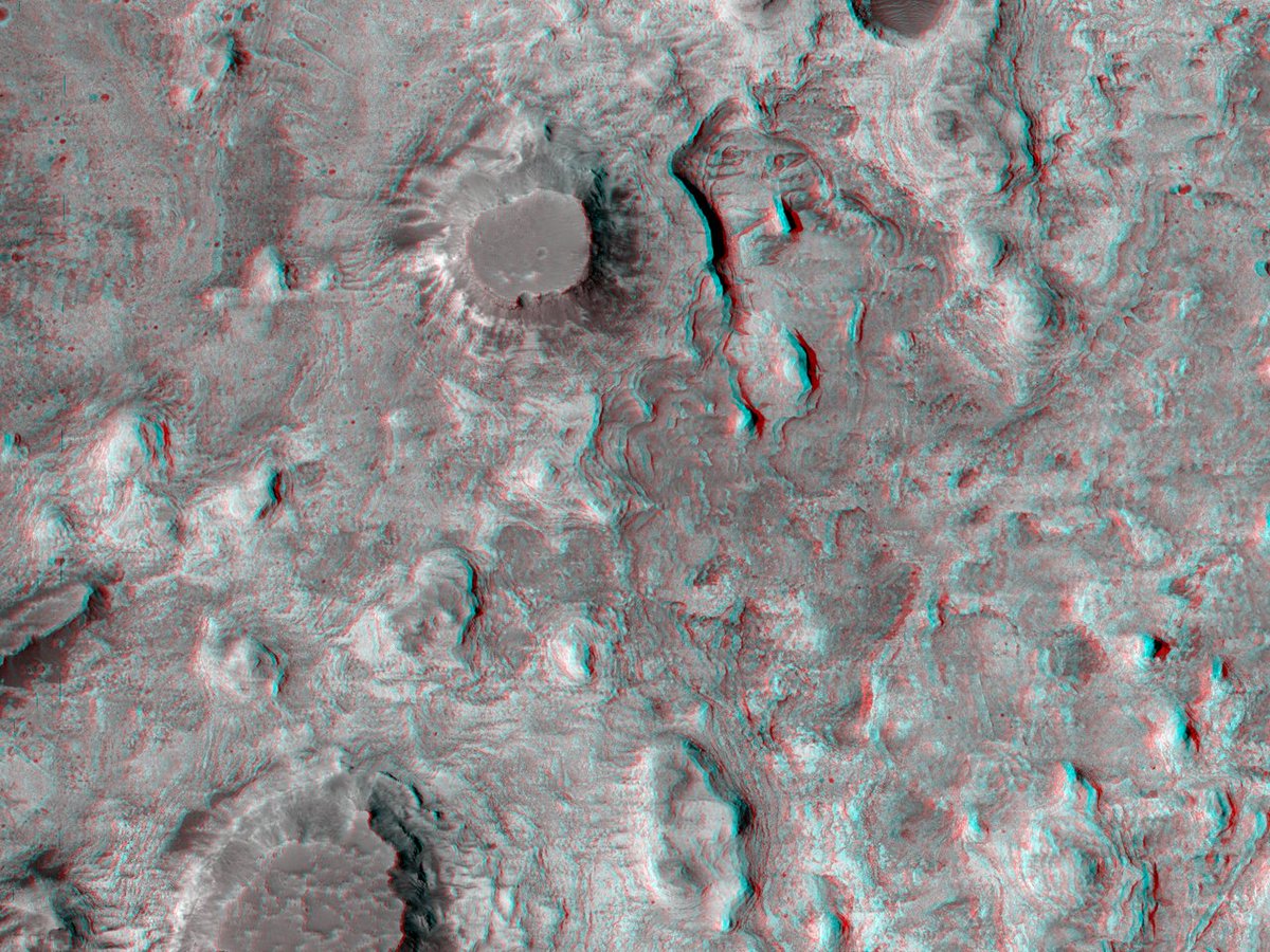 HiRISE's tweet photo. 3D: The Other Devil’s Tower https://t.co/gGwrHJBSsq