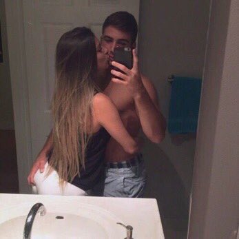 httpdestroy's tweet image. amo😻💍❤️