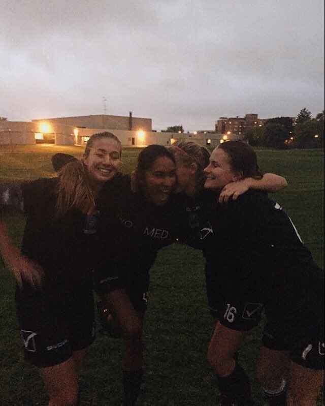 daniellealgera's tweet photo. Proud of my soccer glo-up 🤘🏼⚽️and everyone who was apart of it. 💛💚#gobisons https://t.co/aomfYpsNi9