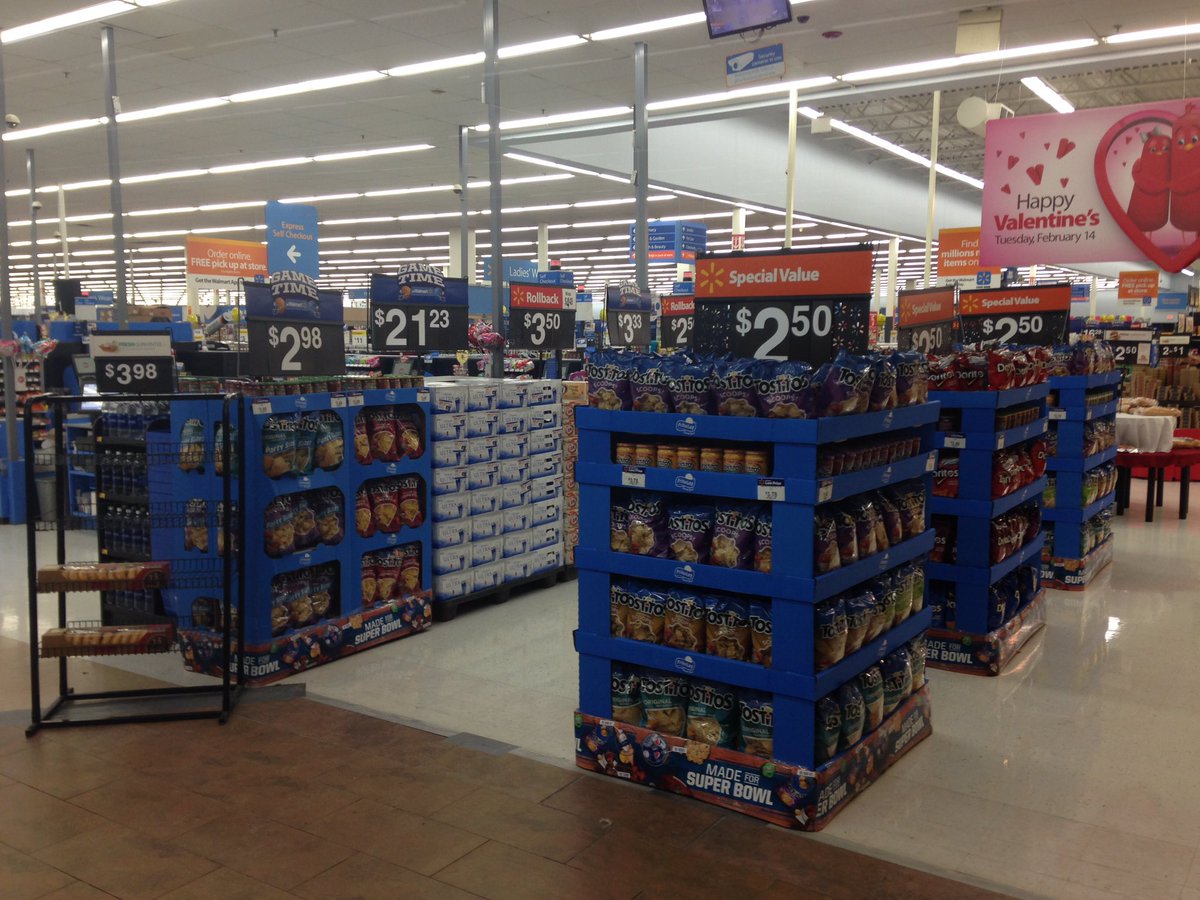 KateAnslow's tweet photo. Saratoga Walmart's Super Bowl Push! #FLMAT_SuperBowl51 https://t.co/6WtWX2PaSe