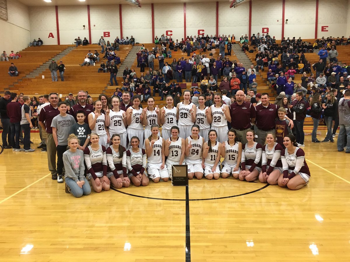 CnStudSection's tweet photo. Everyone better come out and cheer on your lady cougars tonight in their first round of sectional! No theme tonight just come out &amp; be loud! https://t.co/q1P54WsnCp