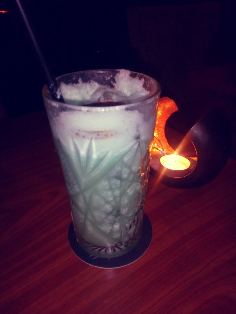 MapiyaJulie's tweet photo. #Cocktails #mitStil #SantosCocktailbar https://t.co/cUD2H4WZ9j