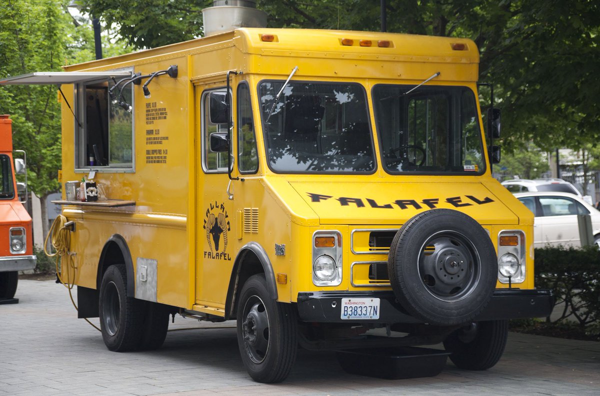 HELLLOOOO WEDNESDAY!  We've made it half way to the weekend!  Come celebrate with some delicious falafel, shawarma &amp; fries at SBUX HQ 11-2!