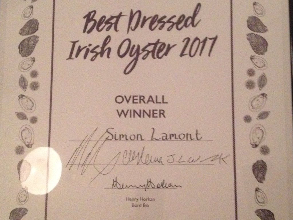 Kelly Oysters tweet media
