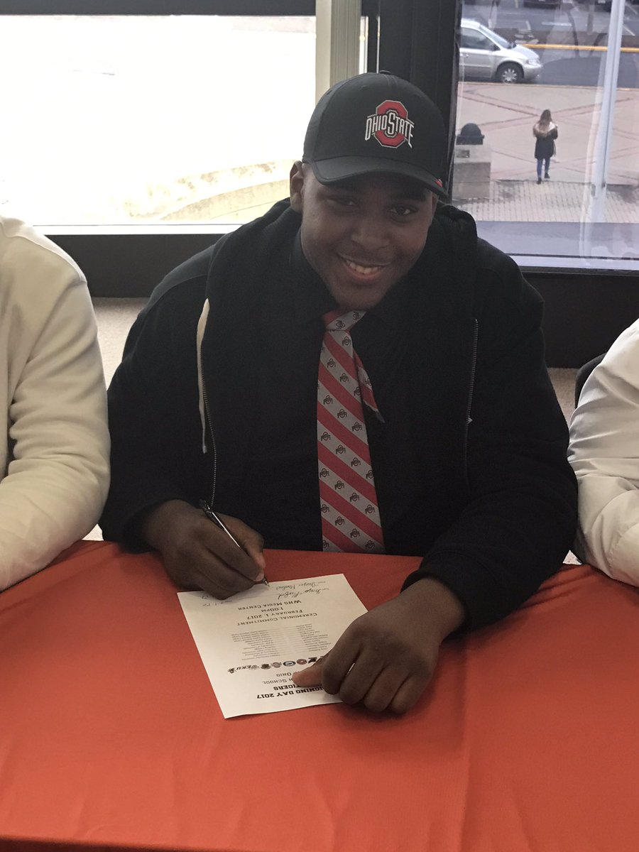 Congrats to @Big_Grizze62 for signing with <a href="/OhioStateFB/">Ohio State Football</a> #TIG