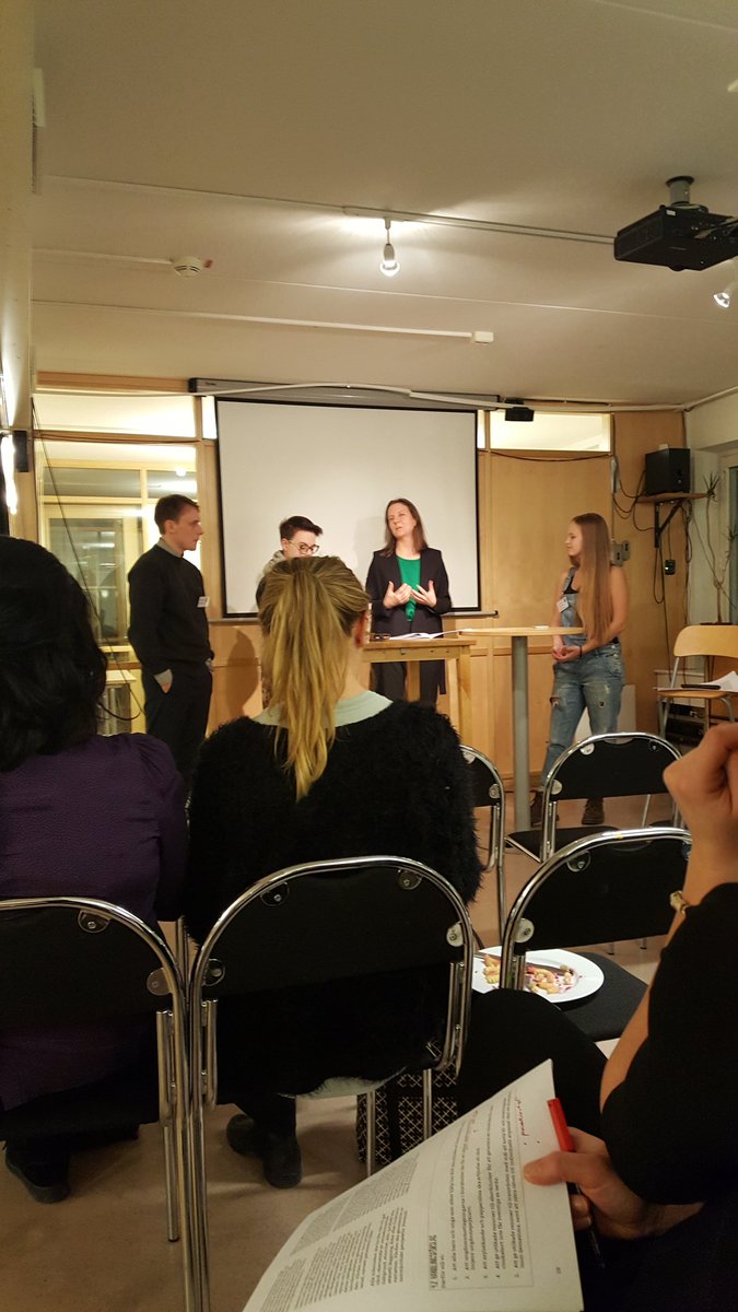 WilliamOlssons's tweet photo. På Grön Ungdom Stockholmsregionens mingel! #GrönUngdom #GUSR https://t.co/NnrI0t6XBW