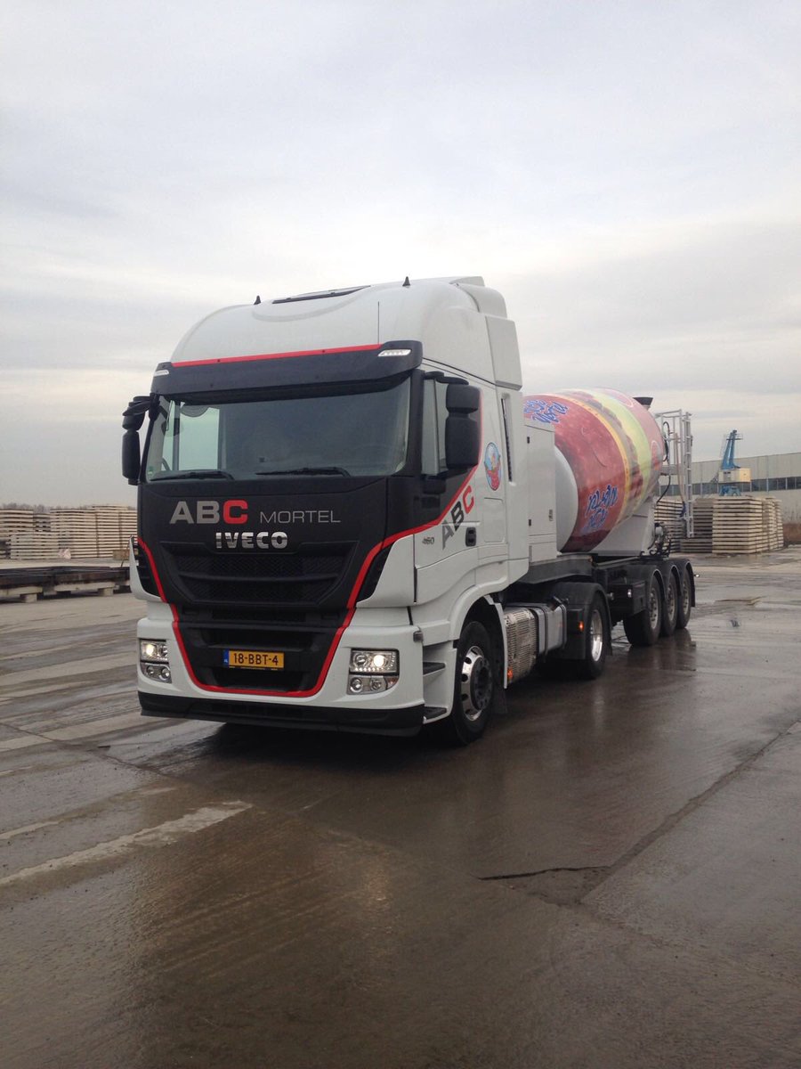 Heeft u hem al zien rijden? 't Fruitbaasje uit #Tiel! #Betonmortel