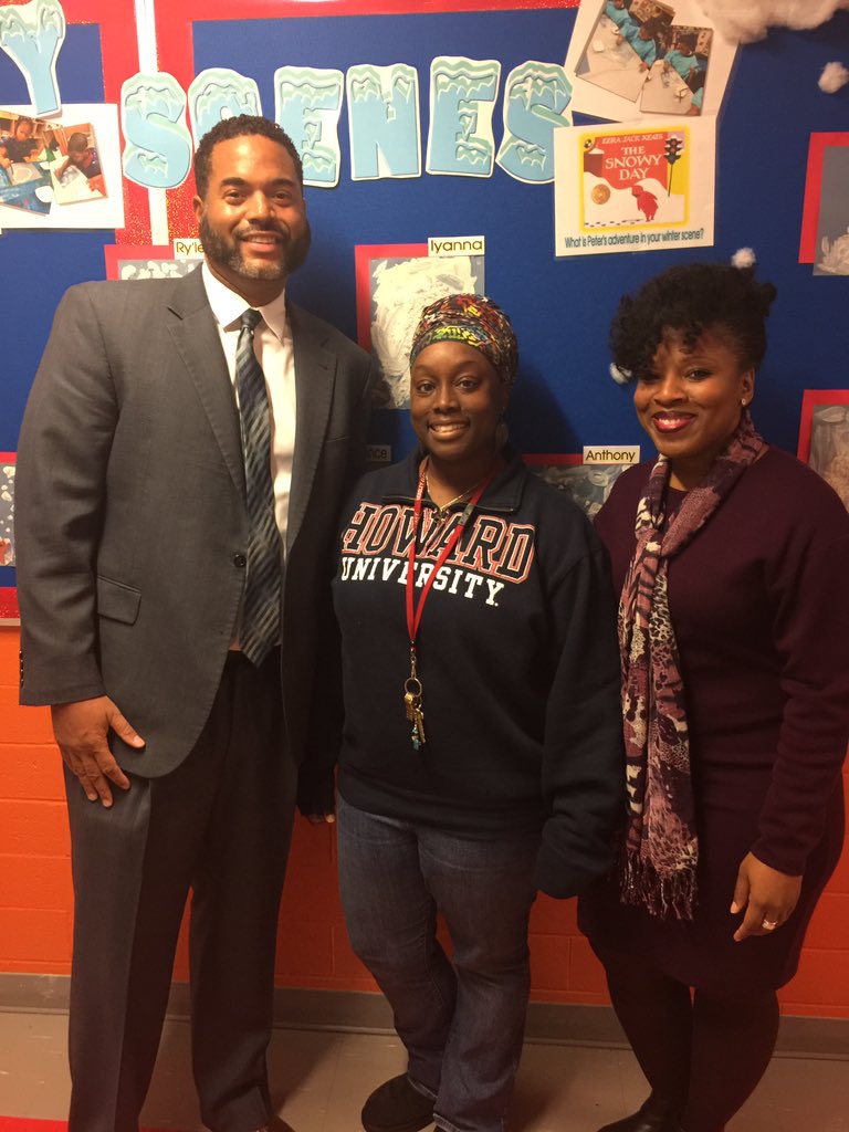 dcpscluster1's tweet photo. @HendleyES - proud to celebrate Ms. Saleem, recipient of a 2016 Rubenstein Award for Highly Effective  Teaching alongside Principal Riggins. https://t.co/LRGeBDgiCC