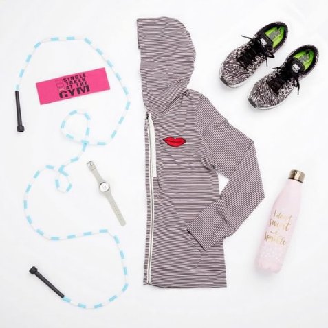CharmingCharlie's tweet photo. Keep up your NY's #resolutions, and look good while doing it! Your new favorite athleisure spot awaits 💋 #CCStyle https://t.co/V5FEuN707M https://t.co/DPmdKqHr04