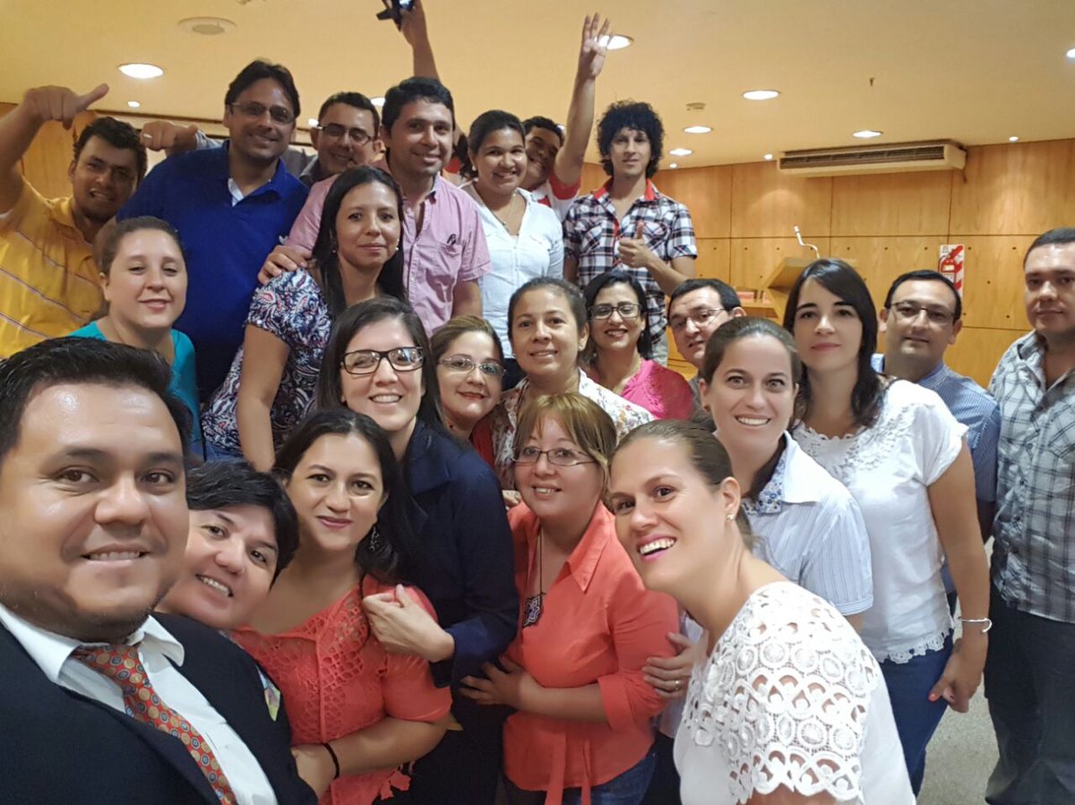 carbruno09's tweet photo. #AMOVPy3 Aprendizaje móvil https://t.co/oXQR8zKLoP