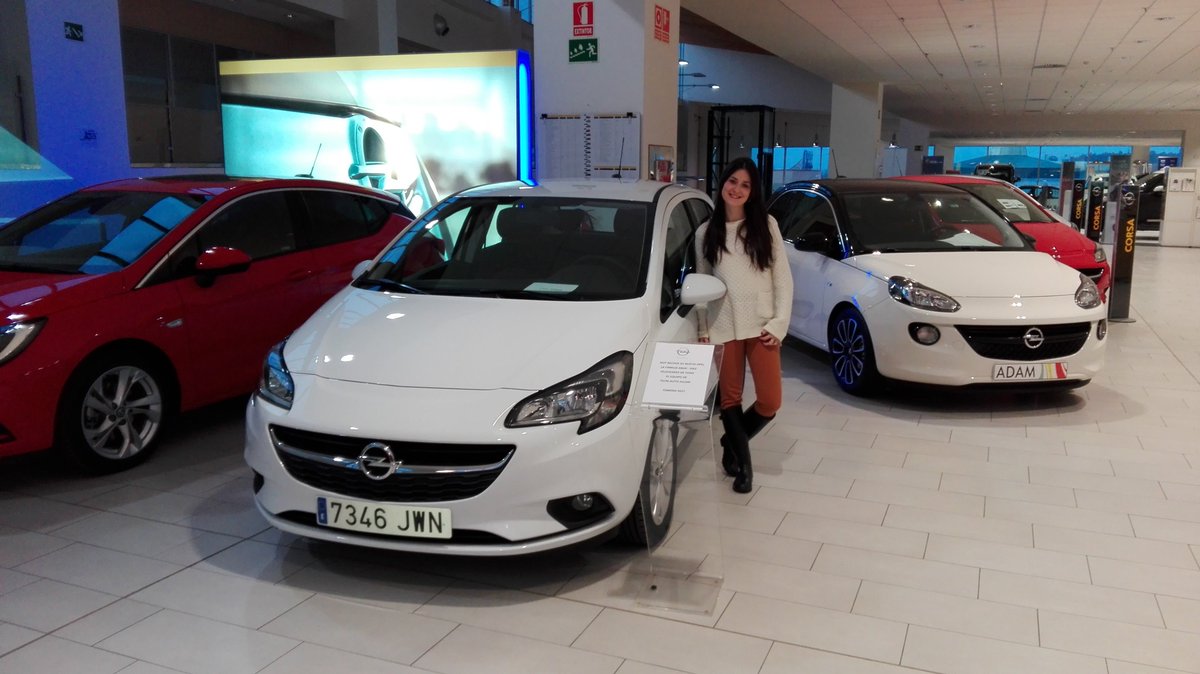 GJ_Automotive's tweet photo. LAS HERMANAS BLANCA Y MARÍA ESTRENAN UN NUEVO OPEL CORSA.
SU PRIMER COCHE.
ENHORABUENA DE TODO EL EQUIPO DE OPEL GRUPO @GrupoJulianBUR https://t.co/wXu9ZDnga5