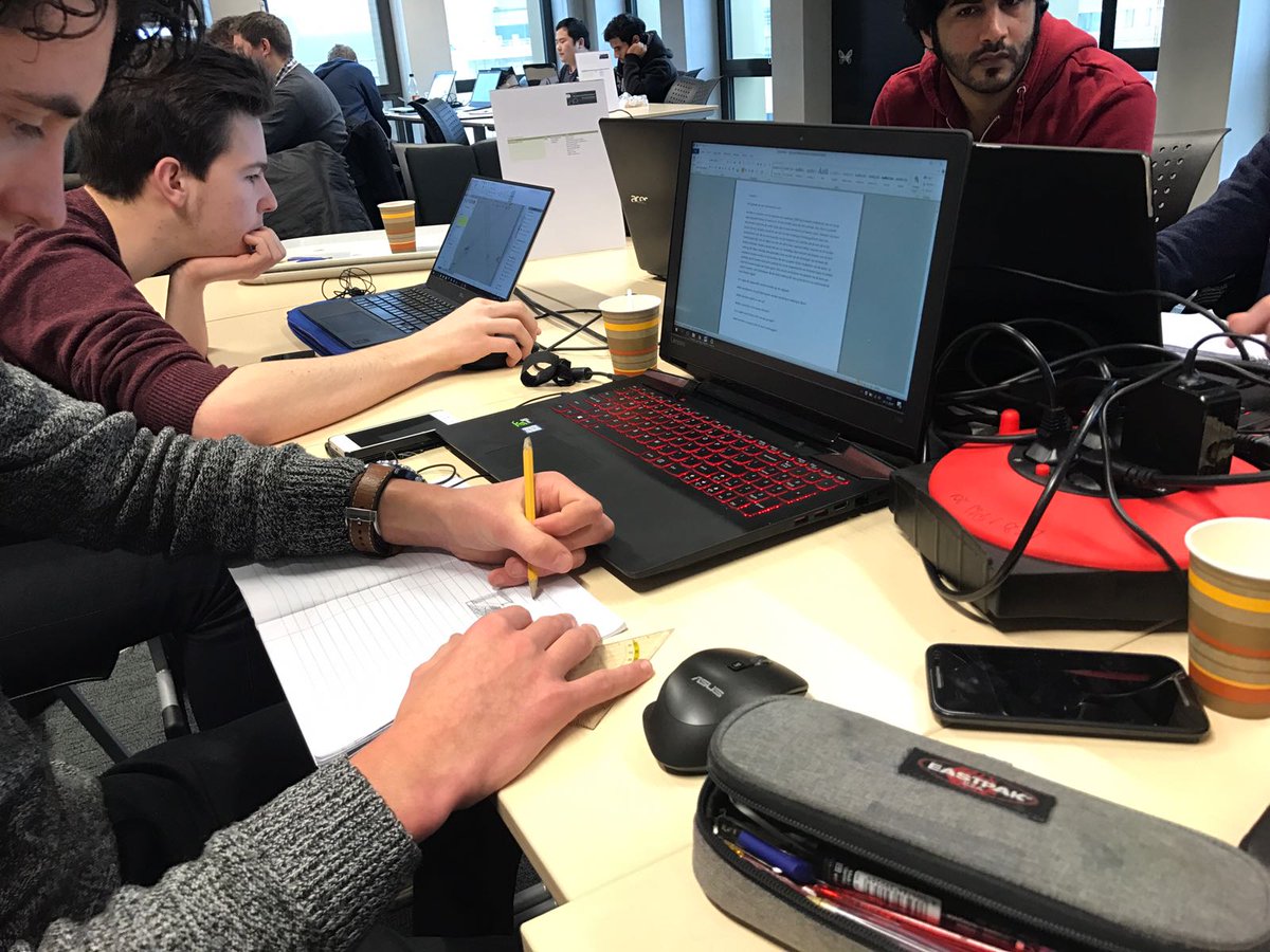 lyceumdegrundel's tweet photo. Internationale Projectweek #5havo @Saxion Vervangen van 52 sluizen in NL De probleemanalyses zijn klaar. #Rijkswaterstaat #Leerzaam! https://t.co/pI7K96v6iK