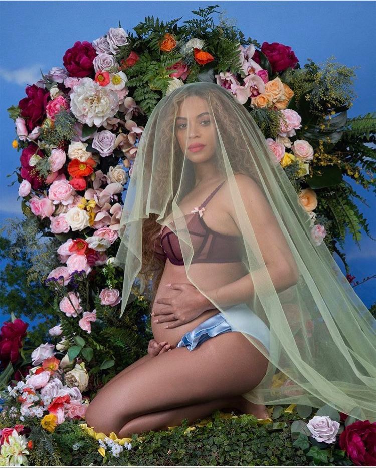 HeyImAleks's tweet photo. @Beyonce expecting twin trouble ����😍 https://t.co/hVYn4exSDj