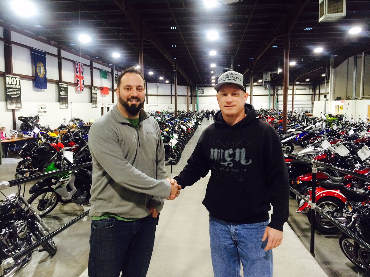 MotorCycleNight's tweet photo. Fantastic meeting @npdbikes they resigned all 4 of there contracts with us. Check them out 2 nights at MCN. Thanks you guys for the support https://t.co/YQf2gBtNB7