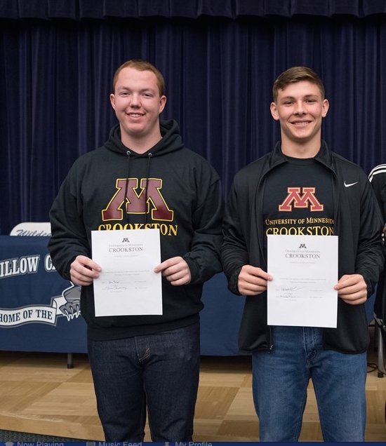 WillowCanyonFB's tweet photo. #NSD17 Congrats Jordan &amp; Brendan https://t.co/UVE5pWwsot