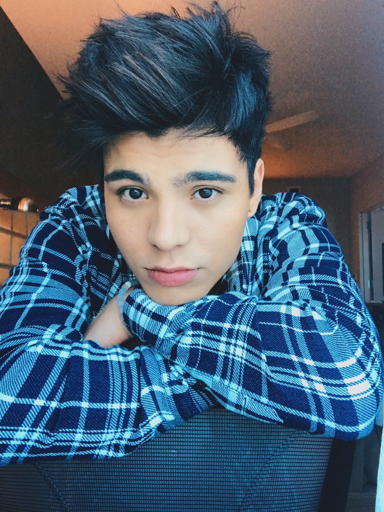 villalobossebas's tweet photo. Hola https://t.co/NXRyTc9h2Z