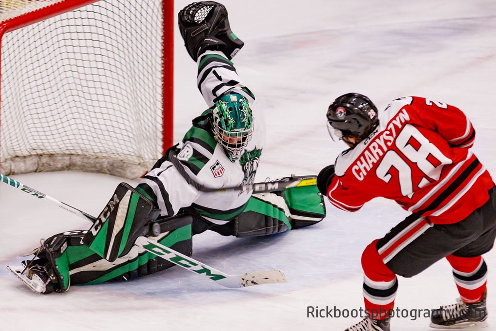 RidertownUSA's tweet photo. Great story on Riders goaltender @DrewDeRidder44 !
https://t.co/1FjqUfLwFU
Thanks to @MyCityMagFlint for sharing! https://t.co/sN0khvvSMm