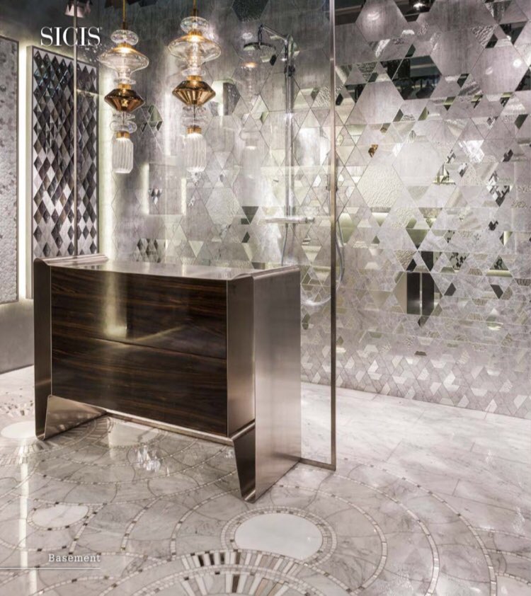 A3 speaking of accent walls ... SICIS is sick #kbtribechat #londonshowroom