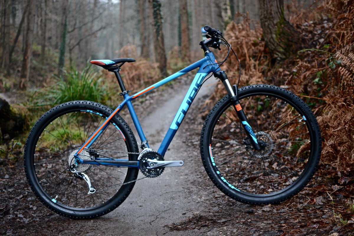Absolutely gutted to say we had 22 bikes stolen last night. If anyone offers you a 2017 Analog or 2016 Attention get in touch <a href="/CUBEBikesUK/">CUBEBikesUK</a>