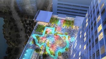 Everything's bigger in Texas! Great article by @ChicagoTribune on the complexity of #Houston. #SB51 <a href="/visit_houston/">Visit Houston</a> trib.in/2jYdQUS