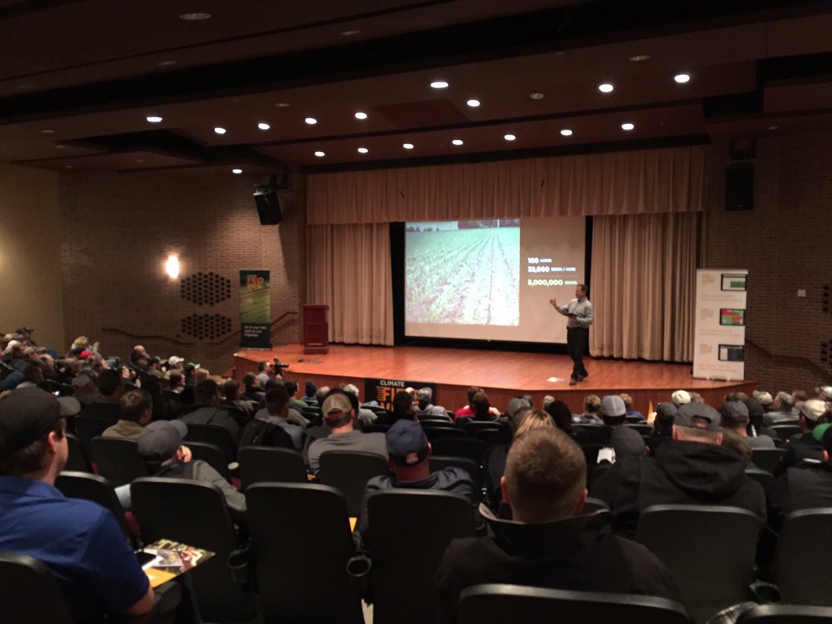 DKAS_SD's tweet image. Huge turnout at our 2nd @FieldView learning and training in Watertown! We are here until 5, come learn! #technologybreakthrough #futureofag